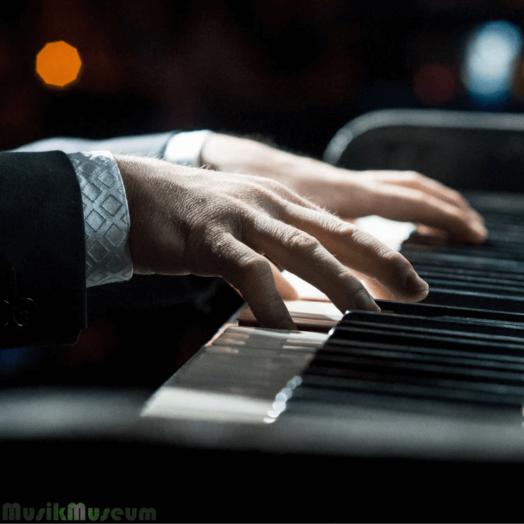 Menambah Keragaman Musikal Konser Dengan Piano
